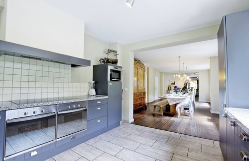 Schutzbach House | Grosses Ferienhaus für 2 Familien mit Sauna, Whirlpool, Kino, Bar und Billard