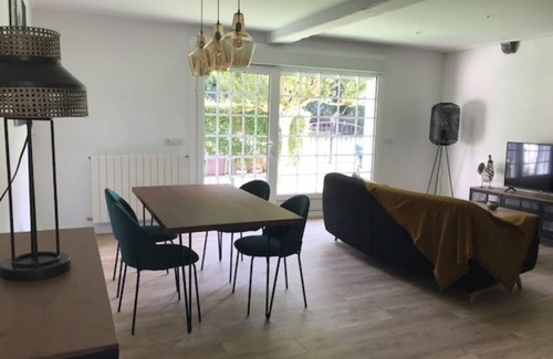 Cambo-les-Bains Apartment | Ground floor apartment quiet area 2 bedrooms