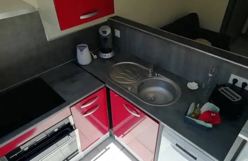 Espartignac Apartment | Ground floor country apartment 2min from UZERCHE
