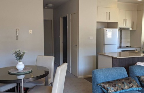 Franklin Apartment | Ground Floor @Gunghalin 2bd2bth