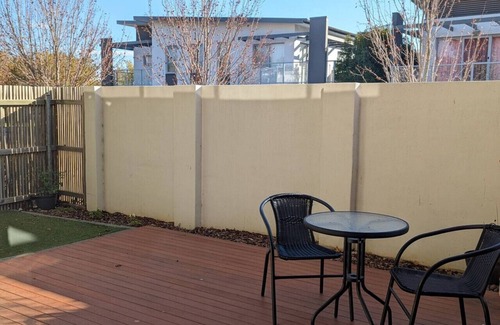 Franklin Apartment | Ground Floor @Gunghalin 2bd2bth