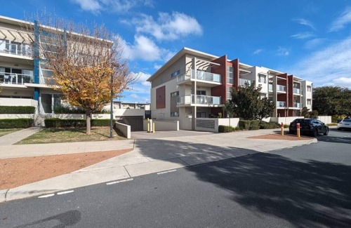 Franklin Apartment | Ground Floor @Gunghalin 2bd2bth