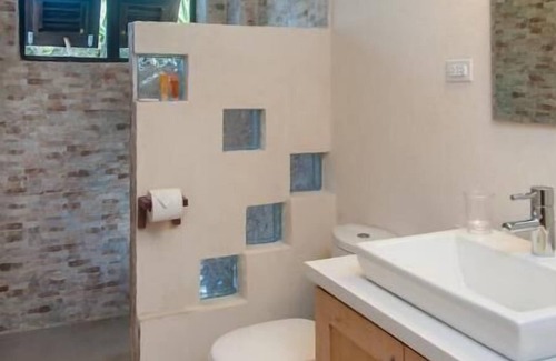 Belleplaine Apartment | Ground Floor Studio @ Santosha Holiday Apartments b