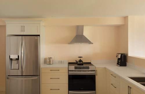 Little Pond Apartment | Ground level 2 bedroom with wrap around porch