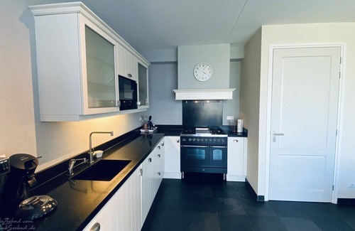 's-Heer Abtskerke House | Group accommodation for 14 to 16 people with sauna, whirlpool, and internet