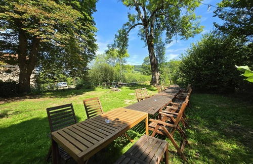 Lavoine House | Group estate near Lyon for 34 people