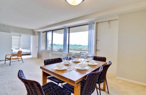 Crystal City Apartment | Group-Friendly Stay Near Metro