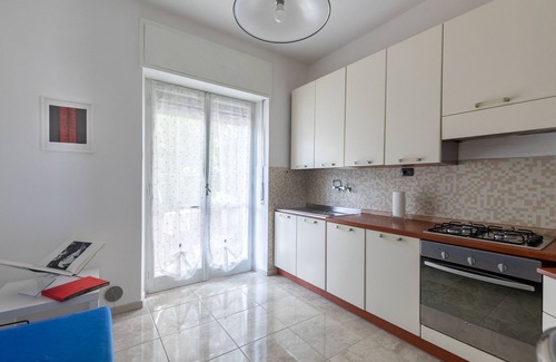 Borgo Roma House | Groups of up to 8 people, ideal for visiting the city, the fairgrounds or Gardaland.