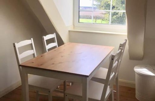 Aubourn Apartment | Grove Farm Old Granary, 1st floor Loft Apartment, Includes Continental Breakfast