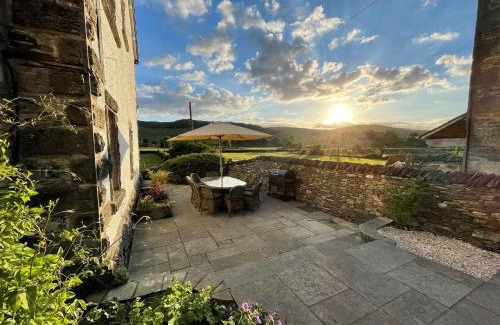 Low Newton House | Grove House