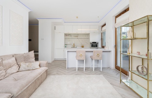 Pradnik Czerwony Apartment | Grzegórzki Luxury Apartment with Terrace