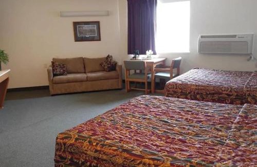 Le Center Hotel | Guardian Inn