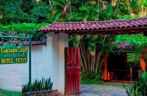 Suchitoto Apartment | Guazapa Cafe hotel petit