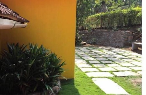 Chikkamagaluru Apartment | Guddadamane Homestay Cosy Room