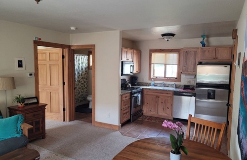 Ridgway Apartment | Guest apartment, close to everything! Quiet, friendly neighborhood!