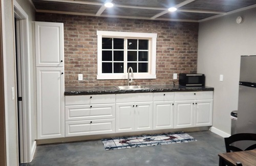 Andalusia House | Guest cabin in Beautiful Andalusia, Alabama
