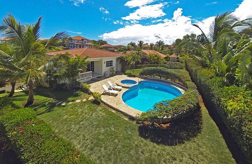 Urbanizacion Tavarez Villa | Guest-friendly 10BD complex steps from beaches/bars/restaurants/shops