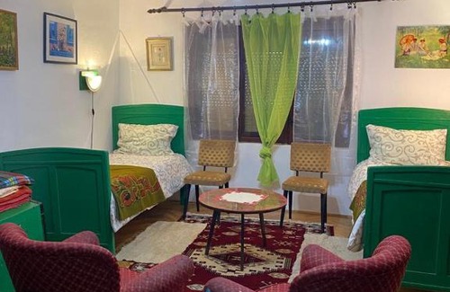 Banatski Karlovac House | Guest House AmBar