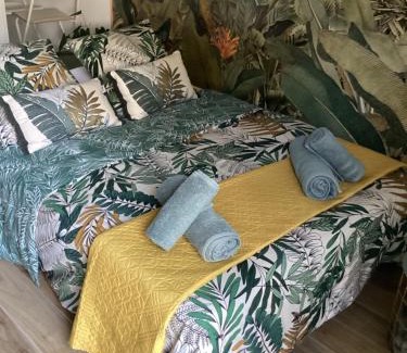Saint-Loubes House | Guest house arboré