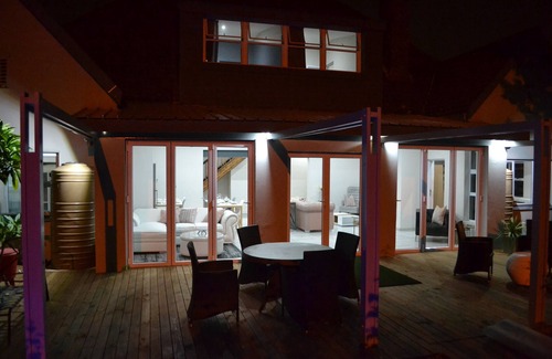 Rondebosch House | Guest House & Beauty spa