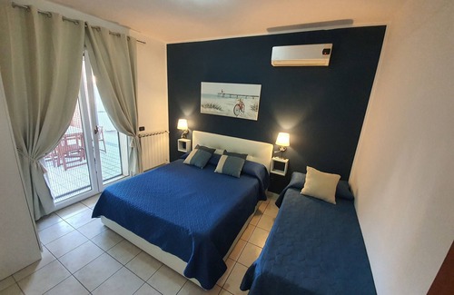 Fiumicino House | Guest House Brezza Marina