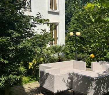 Makhinjauri House | Guest House Giorgi