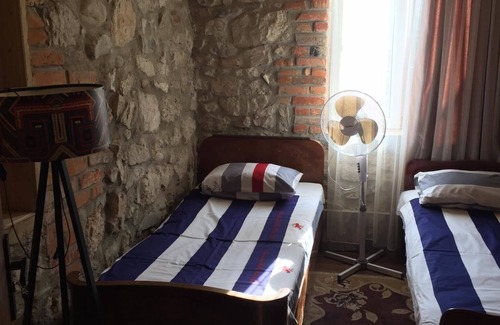 Kutaisi House | Guest House Giorgi &Lukas Cellar