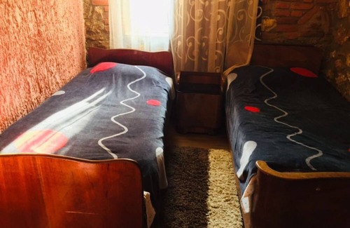 Kutaisi House | Guest House Giorgi &Lukas Cellar