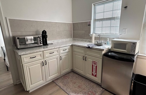 Daphne Apartment | Guest House in the Heart of Old Town Daphne, AL
