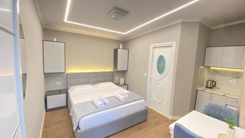 Berat House | Guest house Luli Strumi