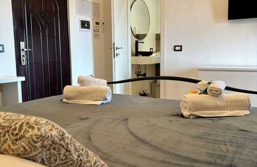 Isola Sacra House | Guest House Maison Margot