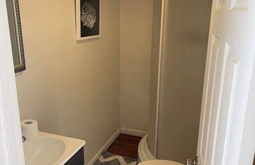 Marianna Cabin | Guest House on Herring Ave