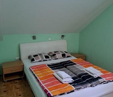Videm House | Guest House Pri Treh Lipah