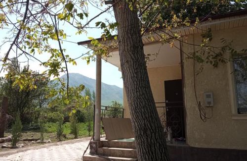 Chuy Province House | Guest House Prohladnoe