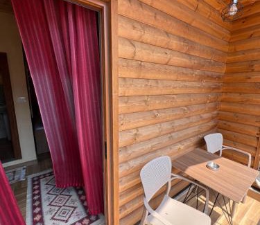 Theth House | Guest House Shtëpiza Theth
