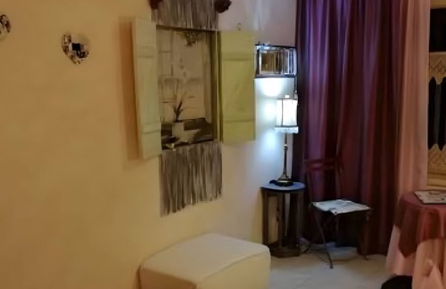 Pont-Melvez Bed & Breakfast | Guest House 'Suite Confort' with Private Terrace, Shared Garden and Wi-Fi
