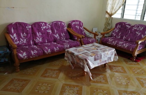 Kuala Perlis House | Guest house transit to Langawi Island
