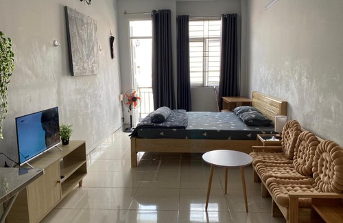 District 5 House | Guest House