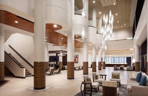 Airport North Apartment | Guest King Room Near Hertz Car Rental ORL