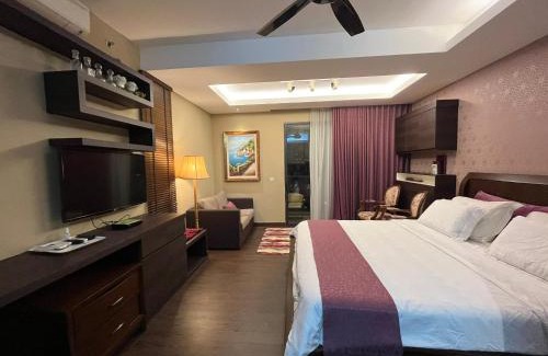 Batu Caves Apartment | Guest Studio/Suite Condominum Near Batu Caves