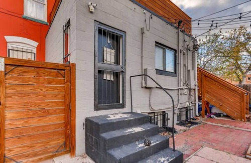 Speer Condo | Guest Suite I Kitchenette I 5 star Location I
