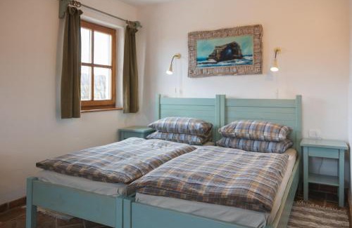 Dvor House | Guesthouse Novak