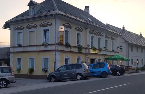 Zirovnica House | Guesthouse Osvald