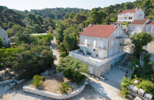 Pomena House | Guesthouse Sanela