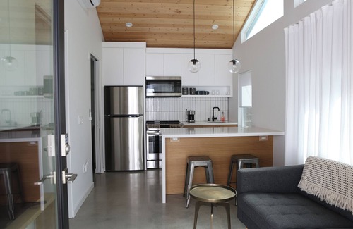 South Redondo House | Guesthouse Walking distance to Beach