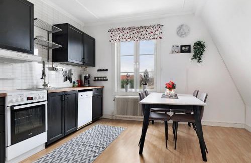 Pitea Municipality Apartment | Guestly Homes - 4BR Charming Apartment