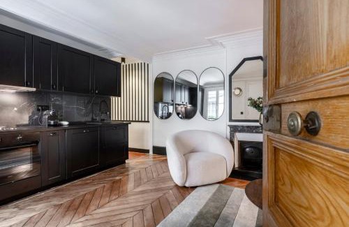 Quartier de la Folie-Mericourt Apartment | GuestReady - Bright Retreat near Le Marais