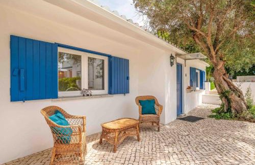 Paco De Arcos Apartment | GuestReady - Casa do Jacarandá