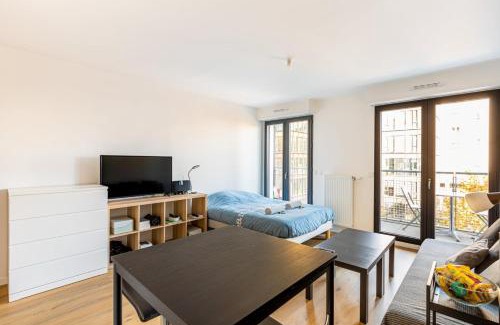 Parc-Nord Apartment | GuestReady - Nice cosy studio with a balcony