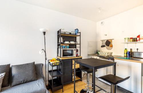 Parc-Nord Apartment | GuestReady - Nice cosy studio with a balcony